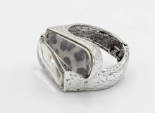 Load image into Gallery viewer, SILVER LEOPARD DOUBLE-CROSS BRACELET
